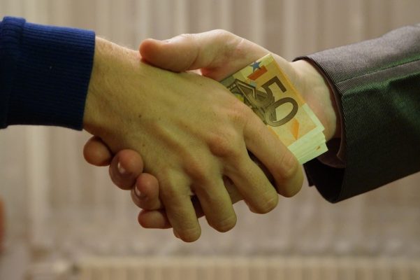 Comment choisir la bonne banque pour mon entreprise ?