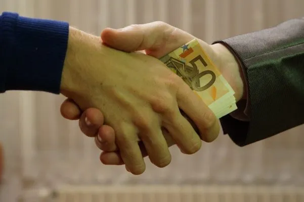 Comment choisir la bonne banque pour mon entreprise ?