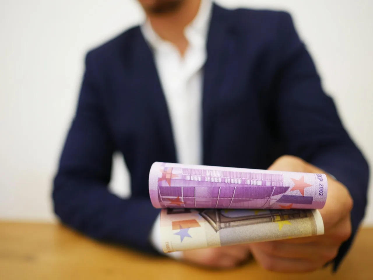 Les démarches à suivre pour demander une avance sur salaire