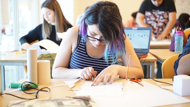 Comment les STIM préparent les étudiants aux futures carrières