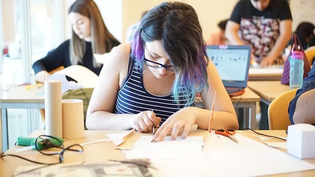Comment les STIM préparent les étudiants aux futures carrières