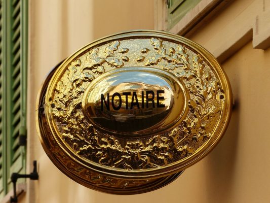 Comment obtenir un emploi secondaire en tant que notaire public