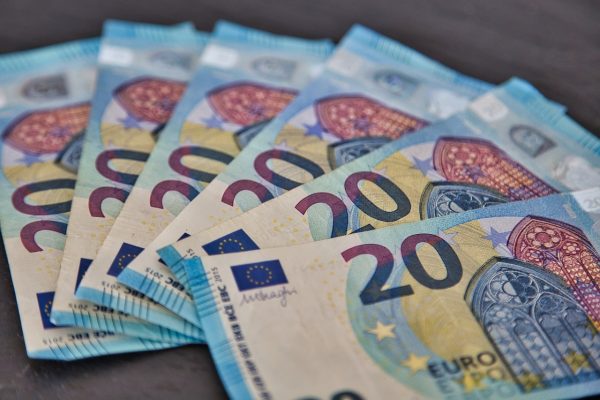 Finances publiques : signification, portée, fonctions et carrières