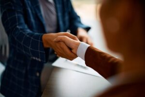 Gouvernance transfrontalière durable pour PME internationales