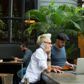 Comment le coworking en plein air transforme vos journées de travail à Bruxelles ?