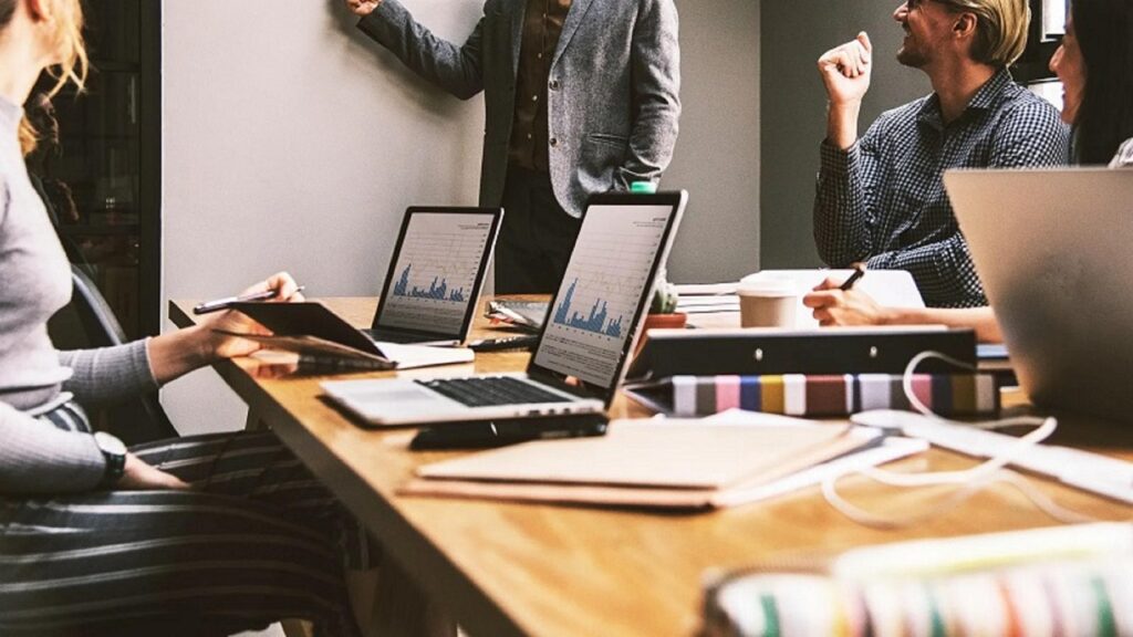 Formation développement web et mobile : immersion et encadrement, même en ligne